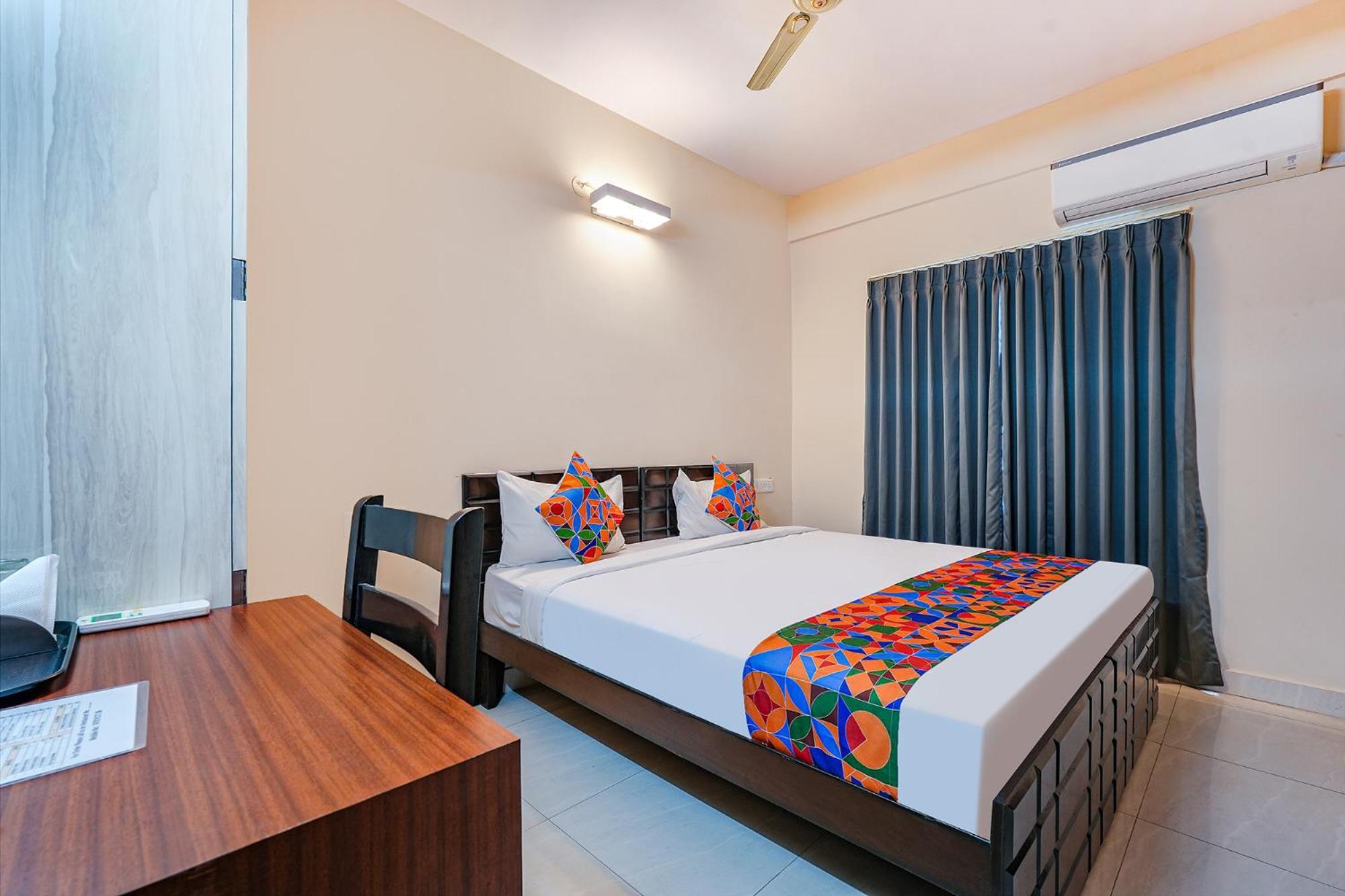 Fabhotel Crystal Suites Bangalore Exterior foto